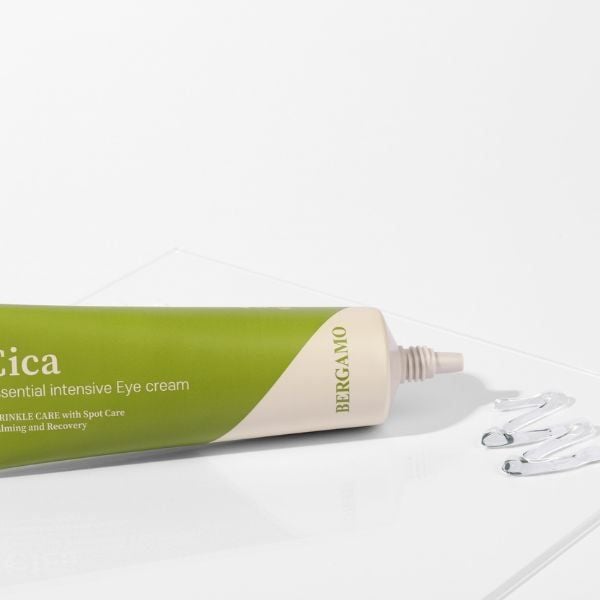 KEM DƯỠNG MẮT RAU MÁ BERGAMO CICA ESSENTIAL INTENSIVE EYE CREAM 100G