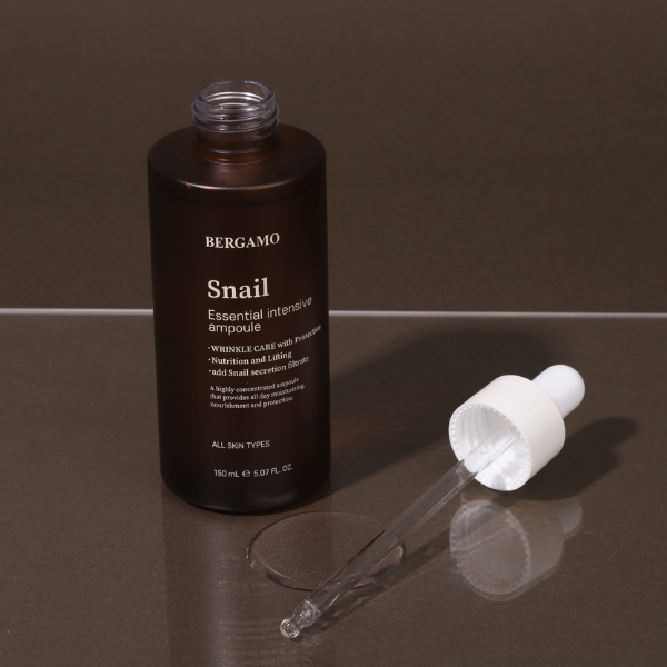 TINH CHẤT ỐC SÊN BERGAMO SNAIL ESSENTIAL INTENSIVE AMPOULE 150ML