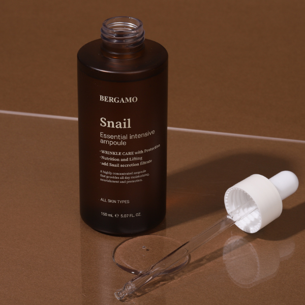 TINH CHẤT ỐC SÊN BERGAMO SNAIL ESSENTIAL INTENSIVE AMPOULE 150ML