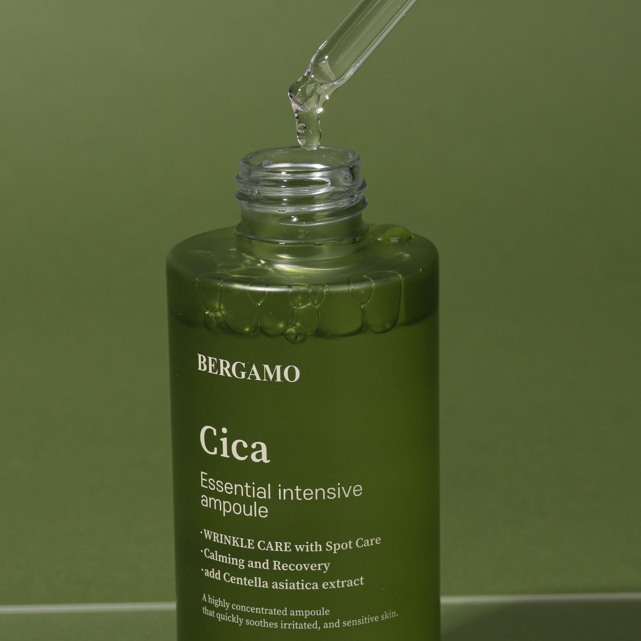 SERUM RAU MÁ BERGAMO CICA ESSENTIAL INTENSIVE AMPOULE 150ML