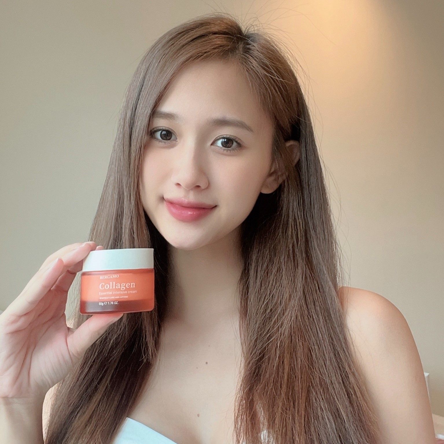 KEM DƯỠNG CĂNG BÓNG COLLAGEN BERGAMO COLLAGEN ESSENTIAL INTENSIVE CREAM 50G