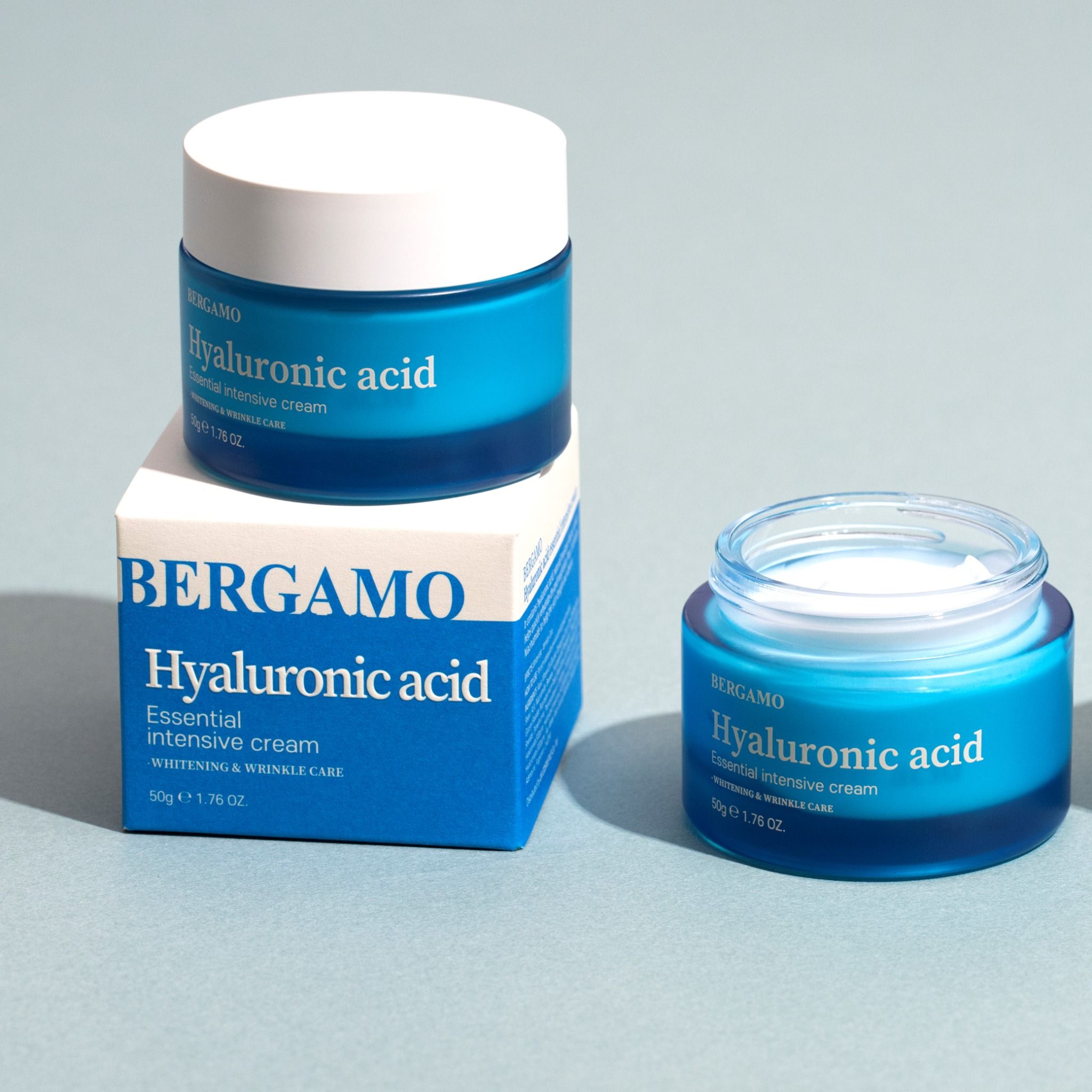 KEM DƯỠNG CẤP ẨM HỖ TRỢ PHỤC HỒI BERGAMO HYALURONIC ACID ESSENTIAL INTENSIVE CREAM 50G