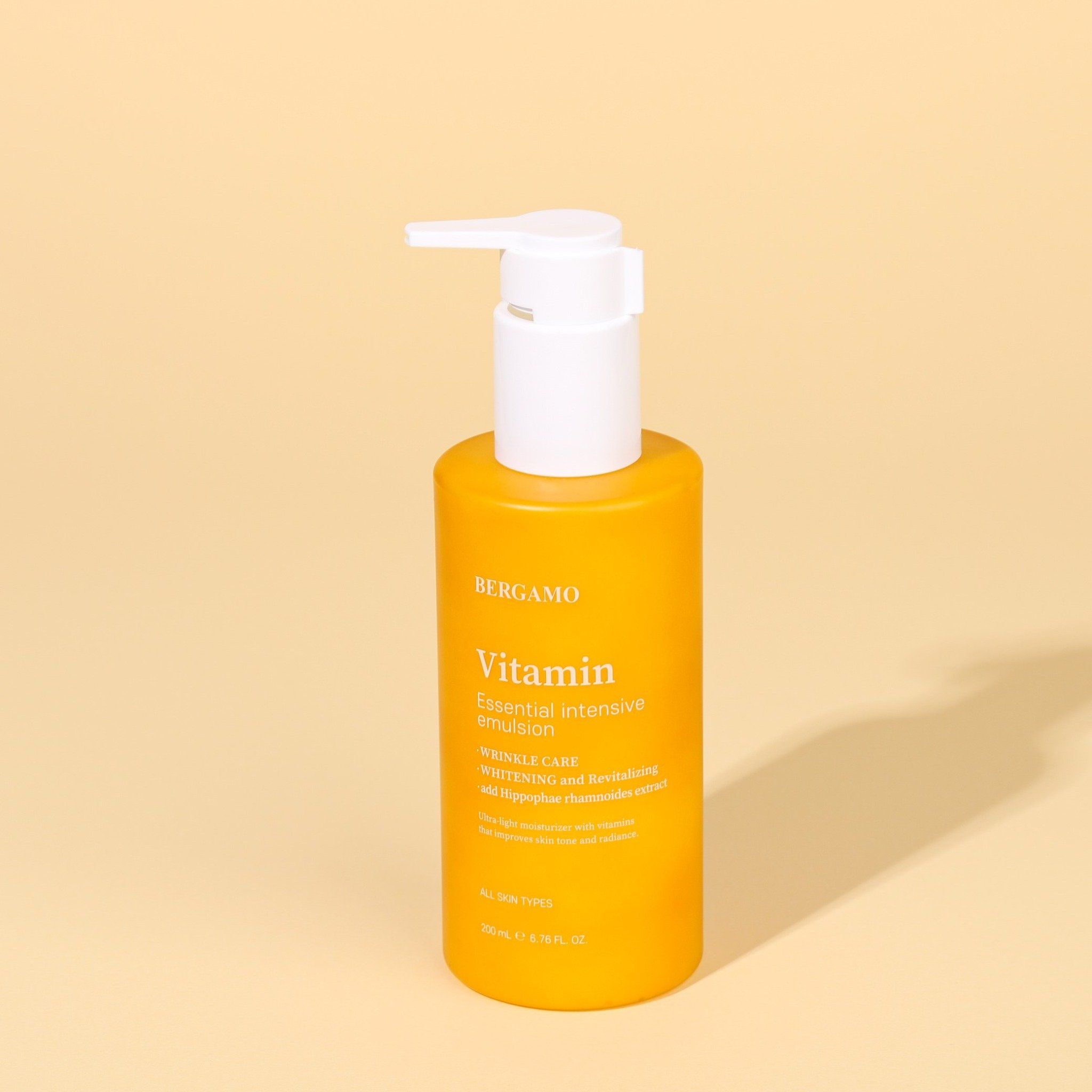 SỮA DƯỠNG DA BERGAMO VITAMIN ESSENTIAL INTENSIVE EMULSION 200ML