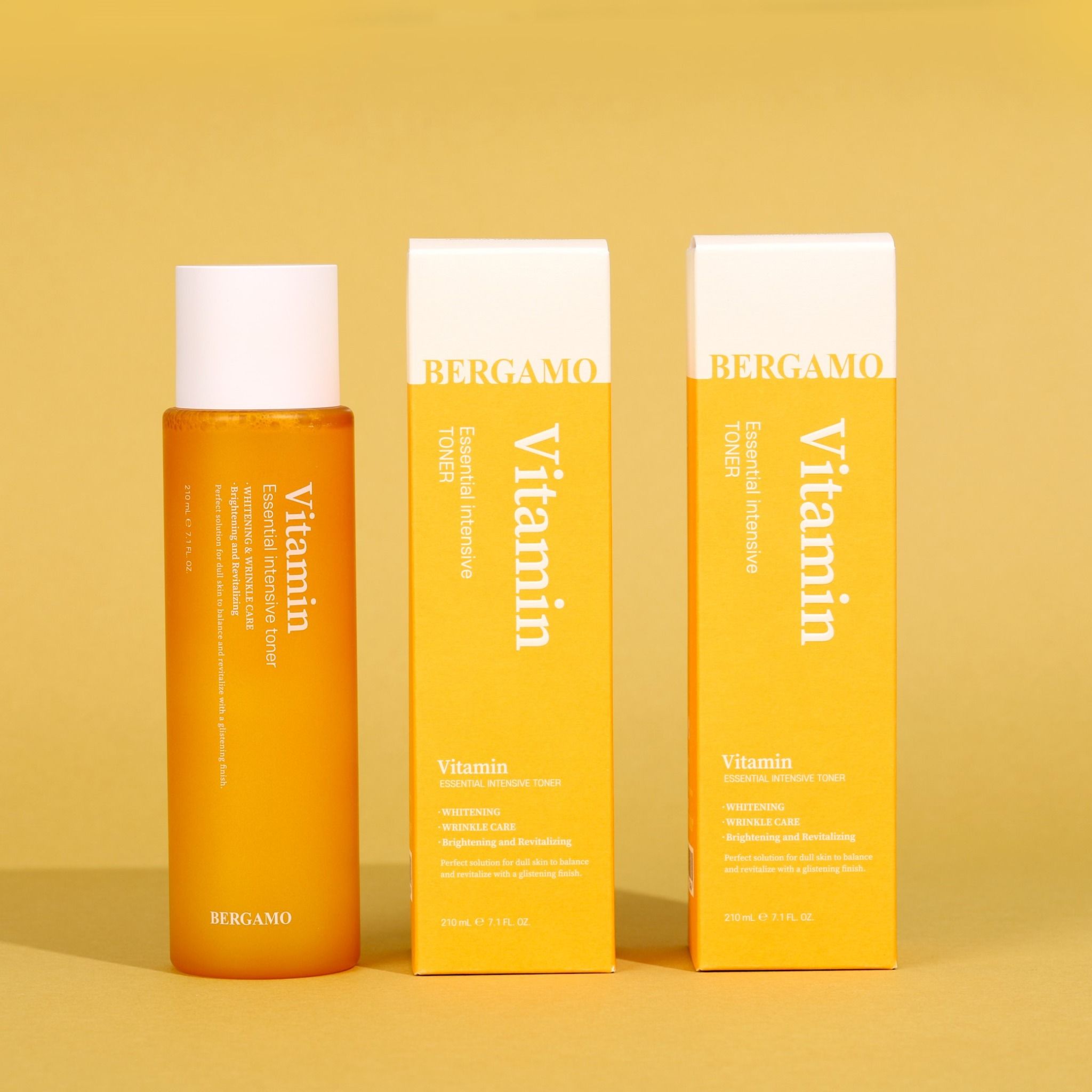 TONER VITAMIN SÁNG DA BERGAMO VITAMIN ESSENTIAL INTENSIVE TONER 210ML