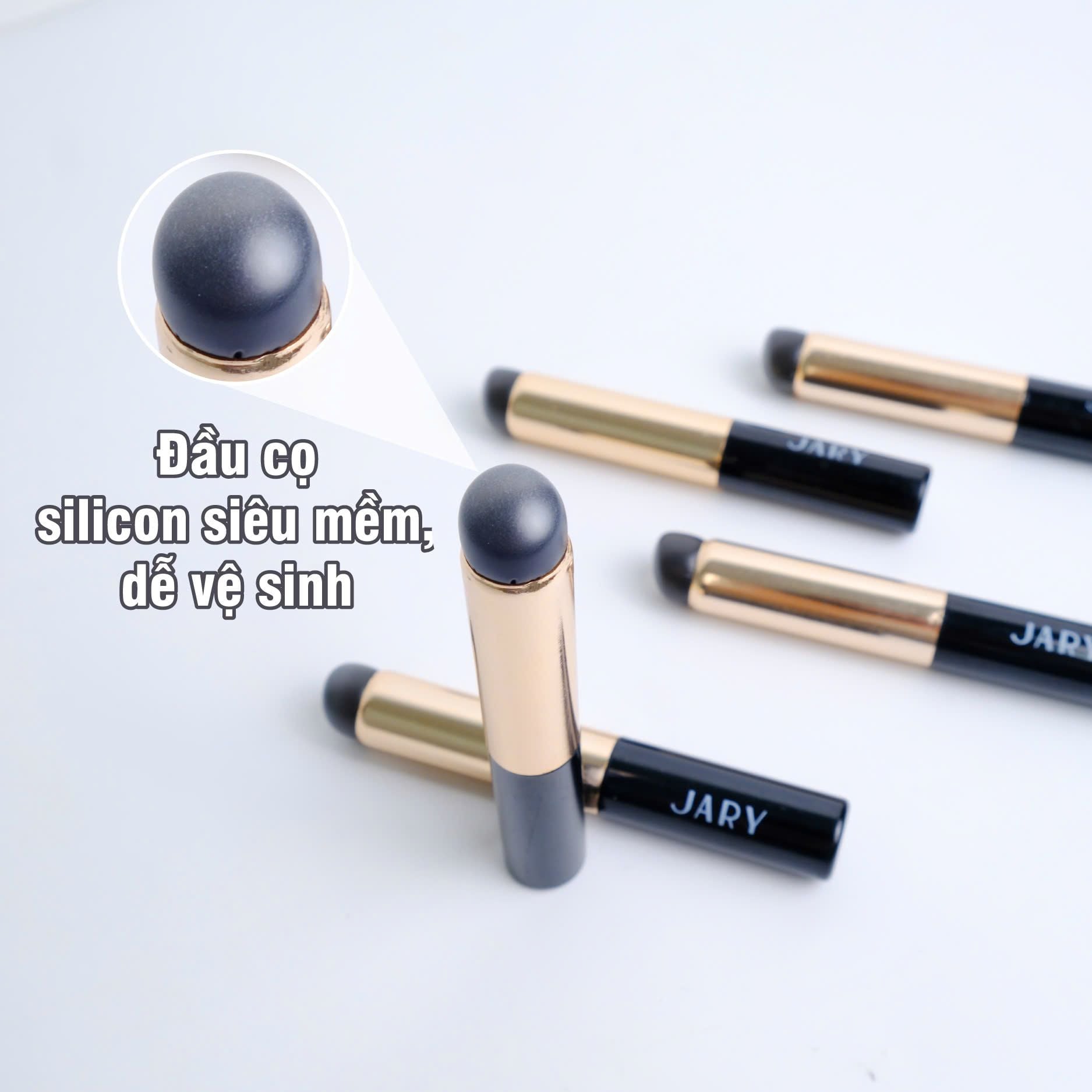 CỌ TÁN MÔI BẰNG SILICONE JARY SILICONE LIP BRUSH