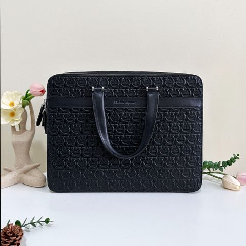  Cặp da doanh nhân Ferragamo Gancini Business Leather Briefcase 