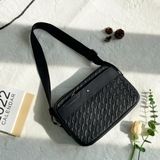  Cặp đeo chéo Monblanc Launches Monogram Small Envelope 