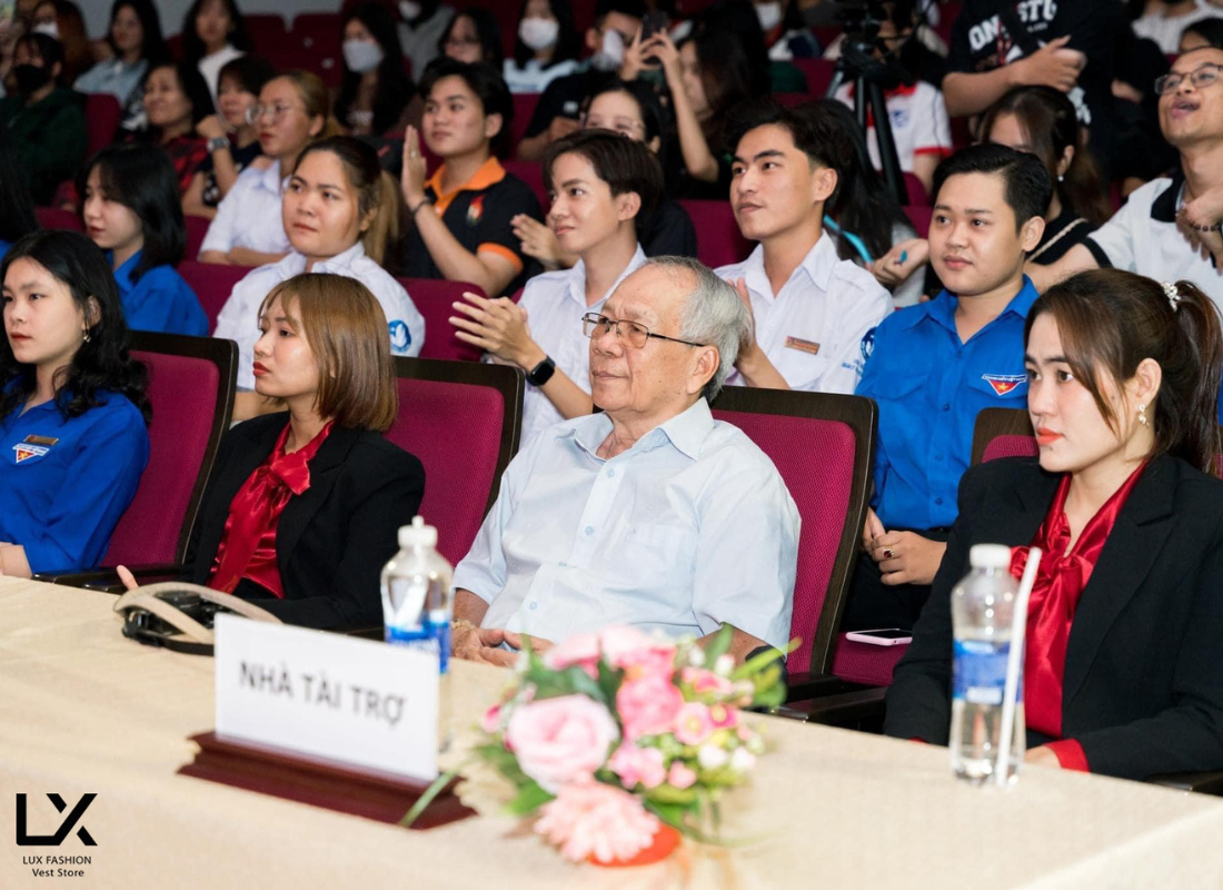  Bộ Áo Vest Nữ & Quần & Áo Nơ 