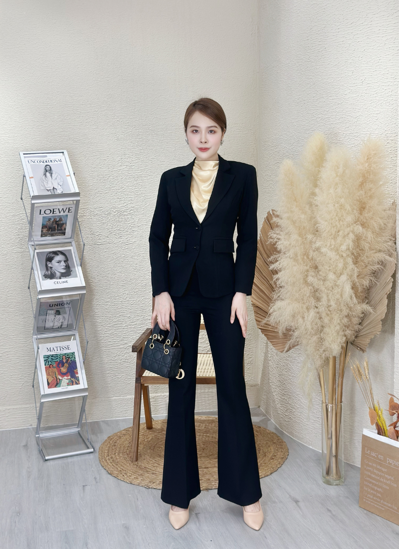  Bộ Áo Vest Nữ 2 Nút Vạt Tròn & Quần Ống Loe Đen 