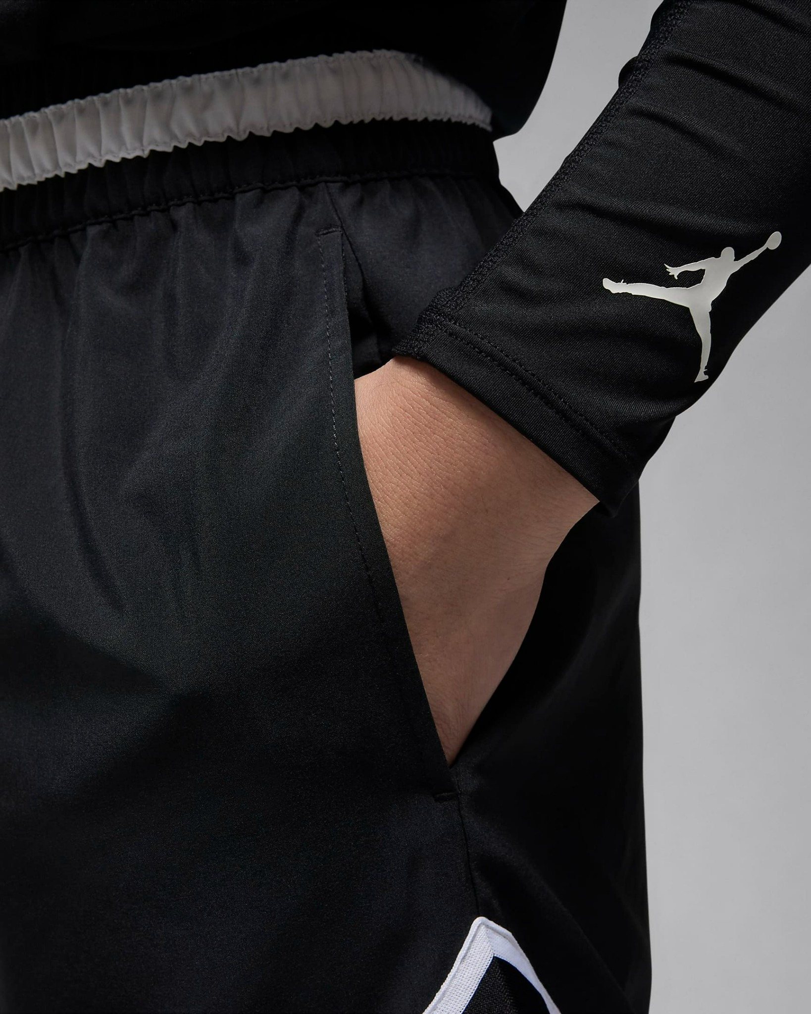 Quần Ngắn Jordan Sport Dri-FIT Diamond Woven Shorts