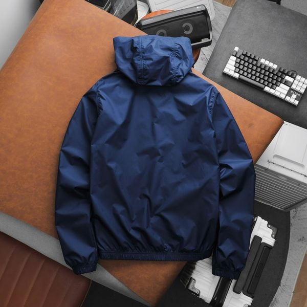 Áo Khoác Ura Windbreaker Hooded Jacket