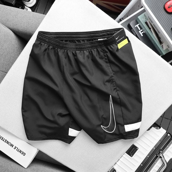 Quần Ngắn Nike Logo Sports Quick Dry Shorts