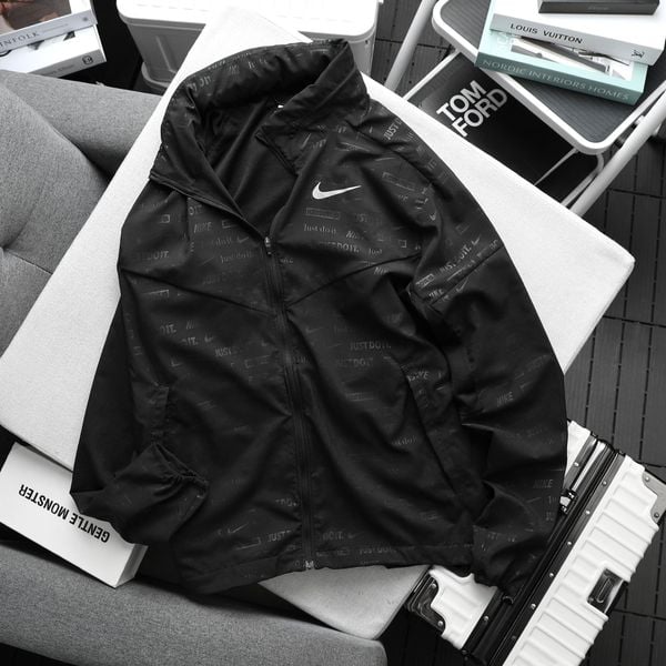 Áo Khoác Nike Ghost Windbreaker Jacket