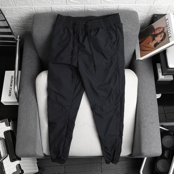 Quần Dài Ura Essential Pants