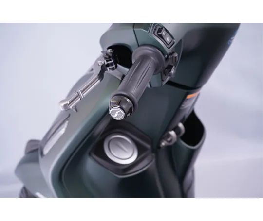 Đầu Tay Nắm Grande