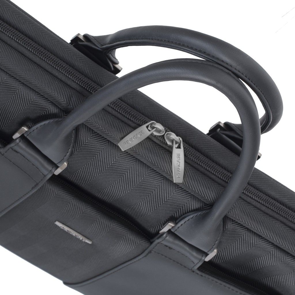  Túi xách Rivacase 8135 dành cho Laptop 15.6inch 