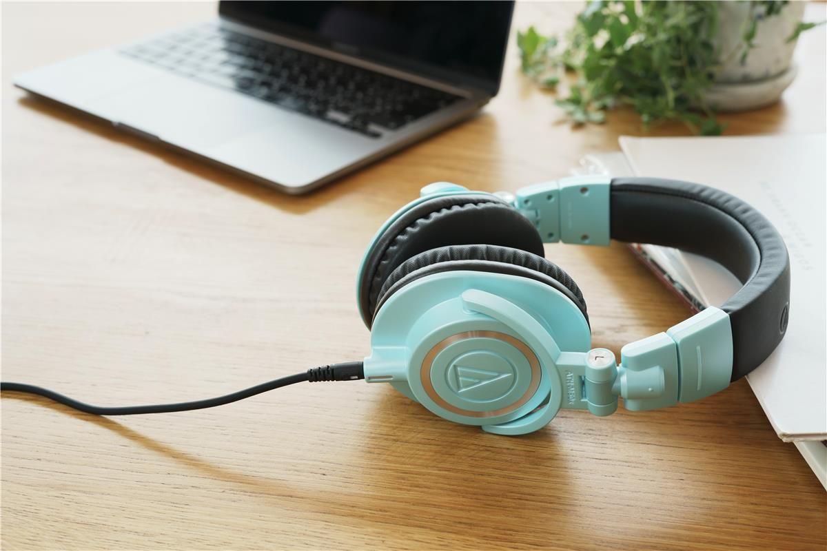  [Phiên bản giới hạn] Tai nghe Audio-Technica Professional Hifi ATH-M50x Ice Blue 