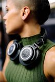  Tai nghe Bluetooth choàng đầu Audio-Technica ATH-M50xBT 