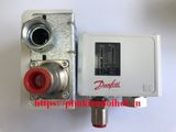 Pressure switch with auto reset