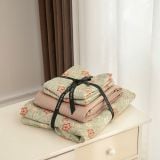 Chăn cotton lụa họa tiết hoa 1m8 x 2m 