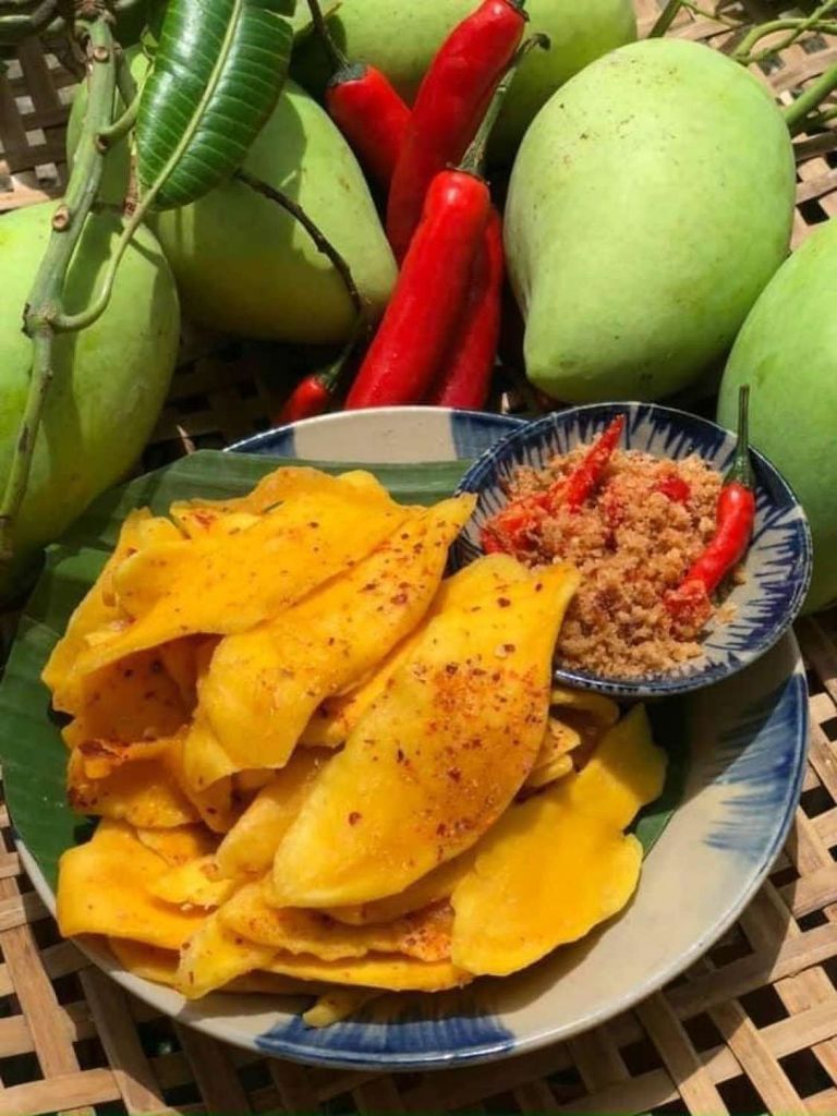 Xoài Sấy Dẻo Muối Ớt Chua Cay Mặn Ngọt Api Food ( Hàng Xuất Khẩu )