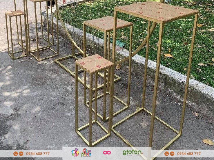 Thuê Bộ 3 bục chữ nhật Gold