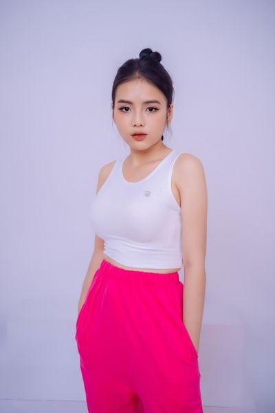 Áo croptop thể thao nữ tập Yoga, Gym chất liệu gân chất vải cao cấp thoáng mát Olona Sports RC5