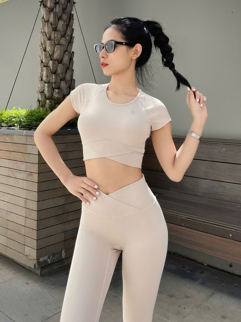 Set đồ quần áo thể thao nữ tập Yoga, Gym chéo khoét lưng chữ 0