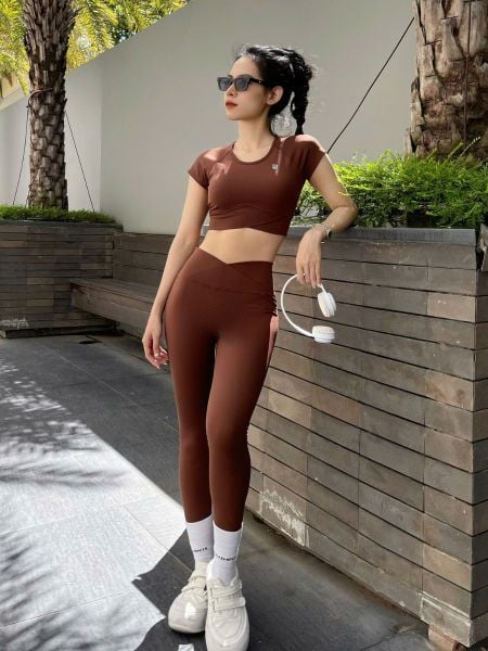 Set đồ quần áo thể thao nữ tập Yoga, Gym chéo khoét lưng chữ 0 Olona Sports RS12