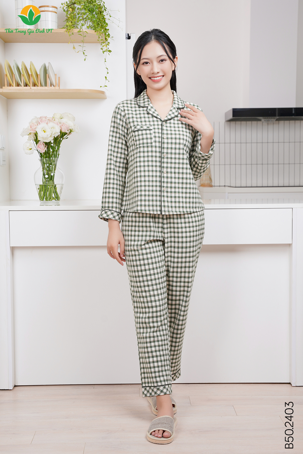 B50.2403. Bộ pijama kẻ Kate nữ quần dài áo dài tay