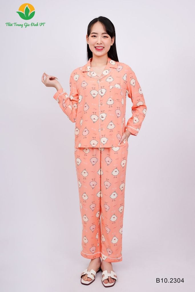 B10.2304. Bộ đồ Pijama lanh mặc nhà cho nữ Việt Thắng quần dài, áo dài tay phối ren