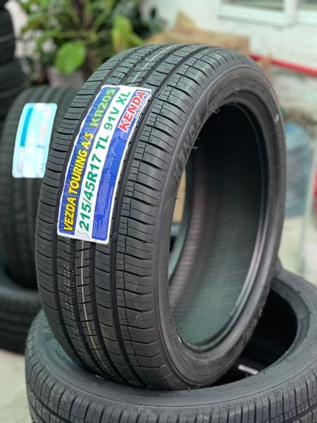 Lốp xe Kenda 215/45R17 KR205