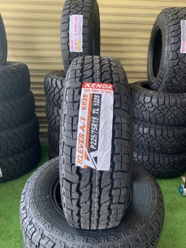 Lốp xe Kenda P 225/75R15 KR28