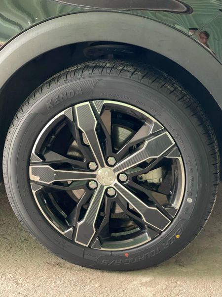 Lốp xe Kenda 225/55R18 KR205