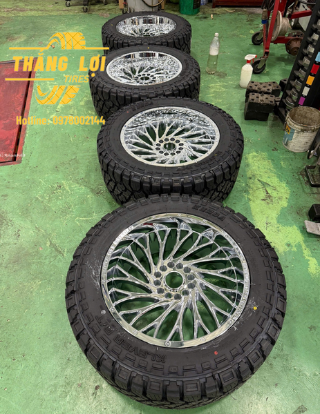 Lốp xe Kenda LT 285/55R20 KR601