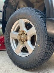 Lốp xe Kenda P 255/65R17 KR28