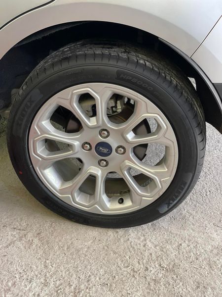 Lốp xe Zeetex 205/50R17 93Y XL  HP5000 max  (Thái Lan)