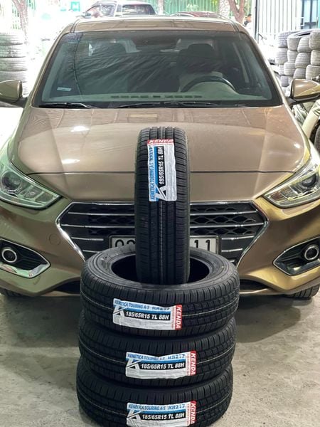 Lốp xe Kenda 185/65R15 KR217