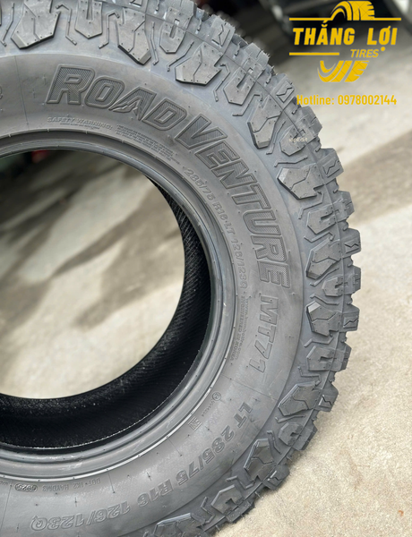 Lốp xe Kumho 285/75R16 MT71 126/123Q