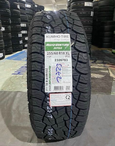 Lốp xe Kumho 255/60R18 AT52 112T