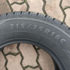 Lốp xe Bridgestone 215/75R16 113R TL Firestone CV40 - Thái Lan