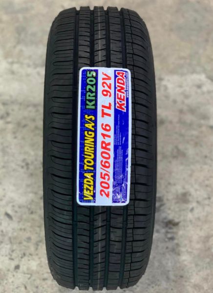 Lốp xe Kenda 205/60R16 KR205