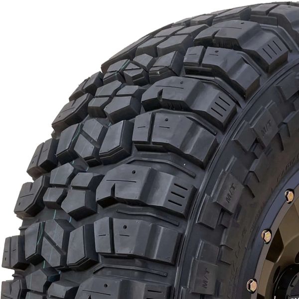 Lốp xe Kenda 35X12.50R17 KR629 LT2