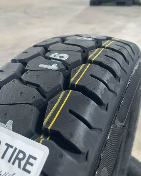 Lốp xe Kumho 145R13 KC55 88/86R