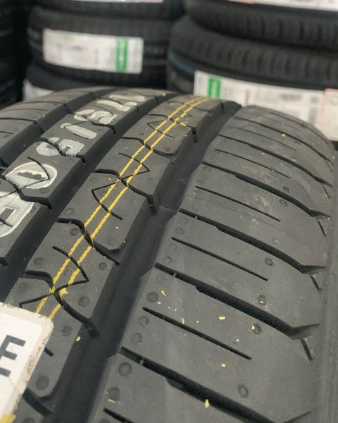 Lốp xe Kumho 175/50R15 TX61 75T