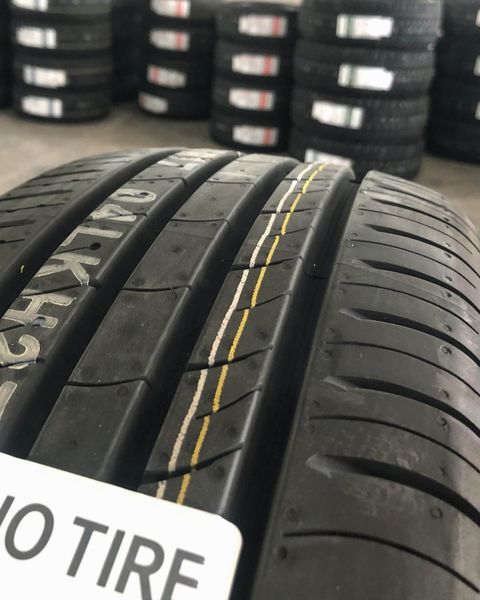 Lốp xe Kumho 215/50R17 KH27 91V