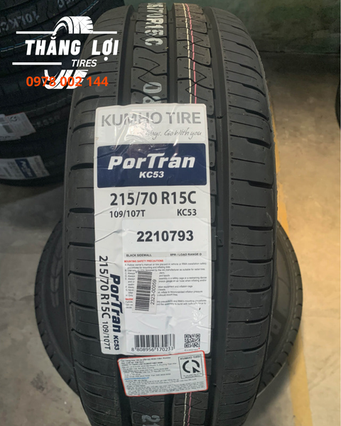 Lốp xe Kumho 215/70R15 KC53 109/107T