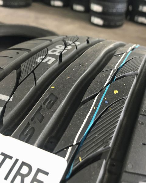 Lốp xe Kumho 225/45R17 PS31 94W