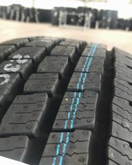 Lốp xe Kumho 255/65R17 HT51 110T