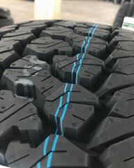 Lốp xe Kumho 285/65R18 AT51 125/122R